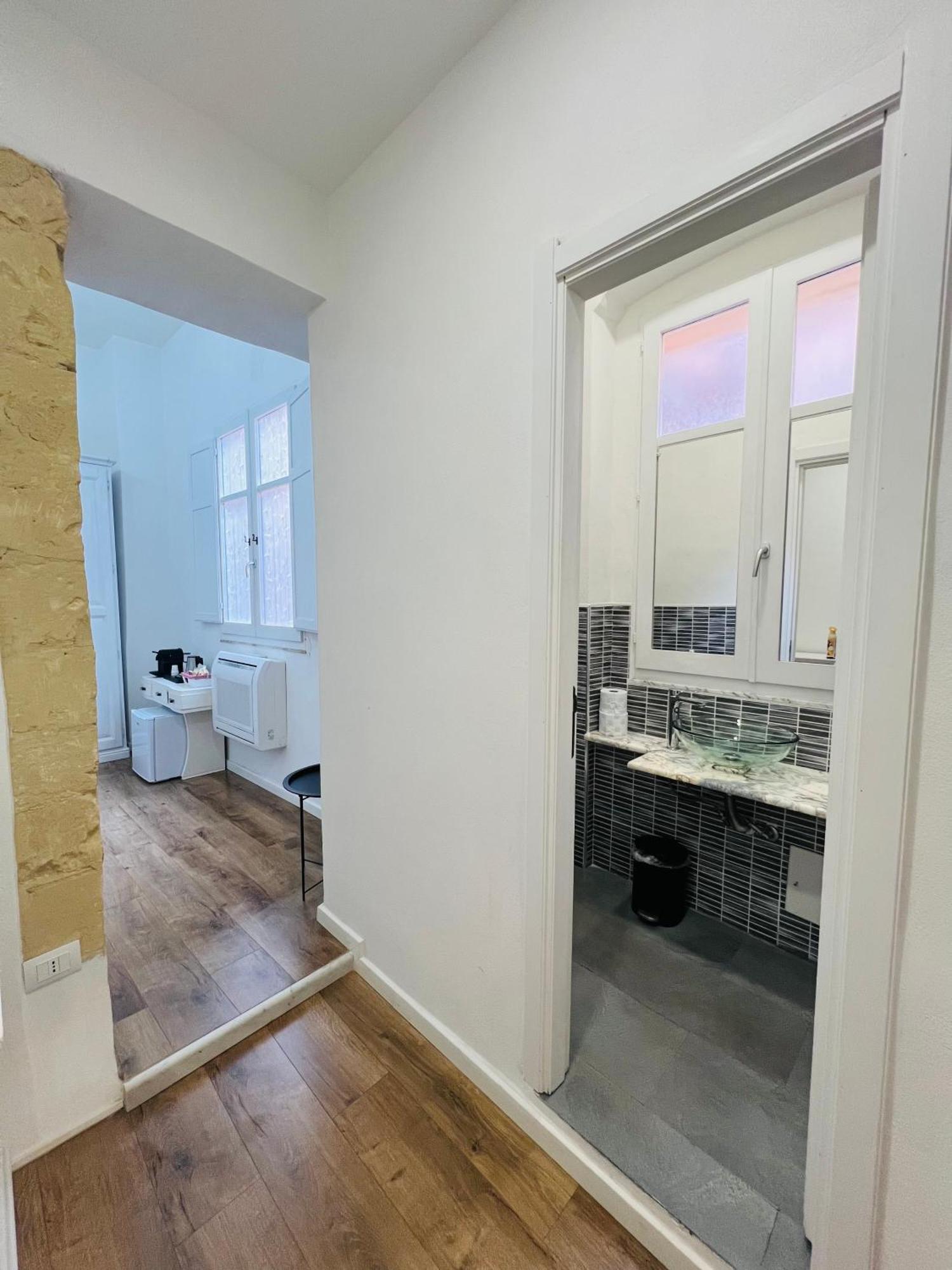 Sa Costixedda Rooms 칼리아리 외부 사진